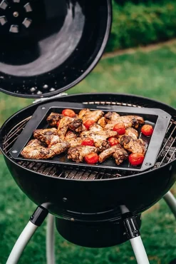 Plaque ondulée et perforée pour four et barbecue en tôle 38 x 33 cm FM Professional Barbecue