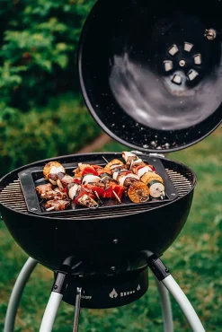Plaque ondulée et perforée pour four et barbecue en tôle 38 x 33 cm FM Professional Barbecue