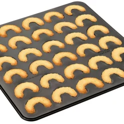 Plaque pour 30 croissants à la vanille 31 x 32 cm Zenker Special Creative