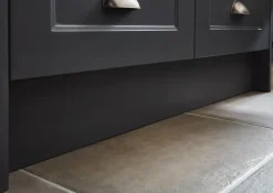 Plinthe de cuisine Goodhome Artemisia Gris H. 15 cm x l. 2.4 m x Ep. 16 mm