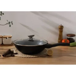 Poêle Wok 30 cm en fonte Royalty Line RLBW30M