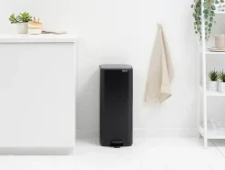 Poubelle à pédale Bo 30L noir Brabantia