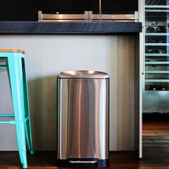 Poubelle de cuisine à pédale Kitchen Move Greenwich inox 40 L