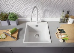 PRIMAGRAN Evier Cuisine en Granit Tout Blanc 43x50cm, Lavabo 1 bac + Accessoires, Évier à Encastrer au meuble 45cm