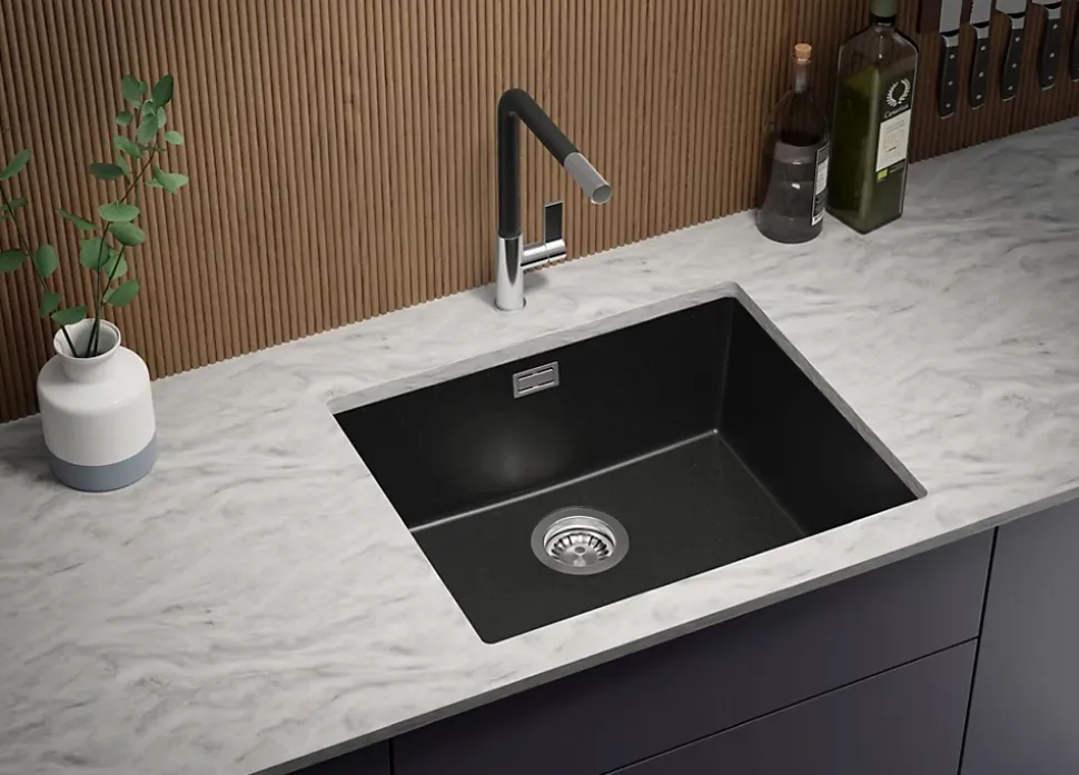 PRIMAGRAN Evier Sous Plan Noir 56x47cm, Evier en Granit 1 bac + Kit de Vidage, Évier au meuble 60cm - London