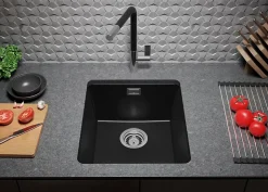 PRIMAGRAN Evier Sous Plan Tout Noir 41x47cm, Evier en Granit 1 bac + Kit de Vidage, Évier au meuble 45cm - London