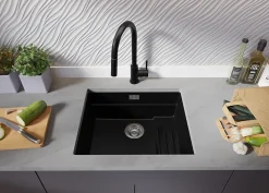 PRIMAGRAN Evier Sous Plan Noir 56x47cm, Evier en Granit 1 bac + Kit de Vidage + Accessoires, Évier au meuble 60cm - Prague