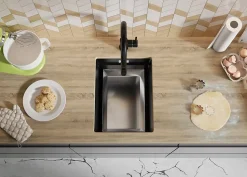 PRIMAGRAN Evier Sous Plan Noir 36x47cm, Evier en Granit 1 bac + Kit de Vidage + Accessoires, Évier au meuble 40cm - Prague