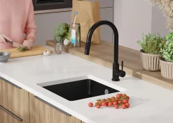 PRIMAGRAN Evier Sous Plan Noir 46x44cm, Evier en Granit 1 bac + Kit de Vidage, Évier au meuble 50cm - Venise Easy