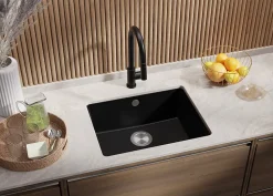 PRIMAGRAN Evier Sous Plan Tout Noir 56x44cm, Evier en Granit 1 bac + Kit de Vidage, Évier au meuble 60cm - Venise Easy