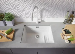 PRIMAGRAN Evier Sous Plan Blanc 56x47cm, Evier en Granit 1 bac + Kit de Vidage + Accessoires, Évier au meuble 60cm - Prague