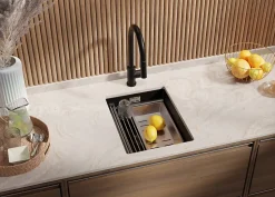 PRIMAGRAN Evier Sous Plan Tout Noir 36x47cm, Evier en Granit 1 bac + Kit de Vidage + Accessoires, Évier au meuble 40cm - Prague