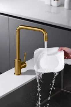 Robinetterie Cuisine mitigeur SQUARE à poser Or brosséChroméNoir matOr brosséOr rose brossé