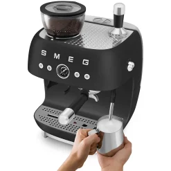 Robot café 20 bars noir Smeg EGF03BLMEU