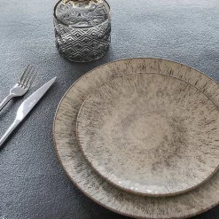 Service d'assiettes Akaris 18 pièces