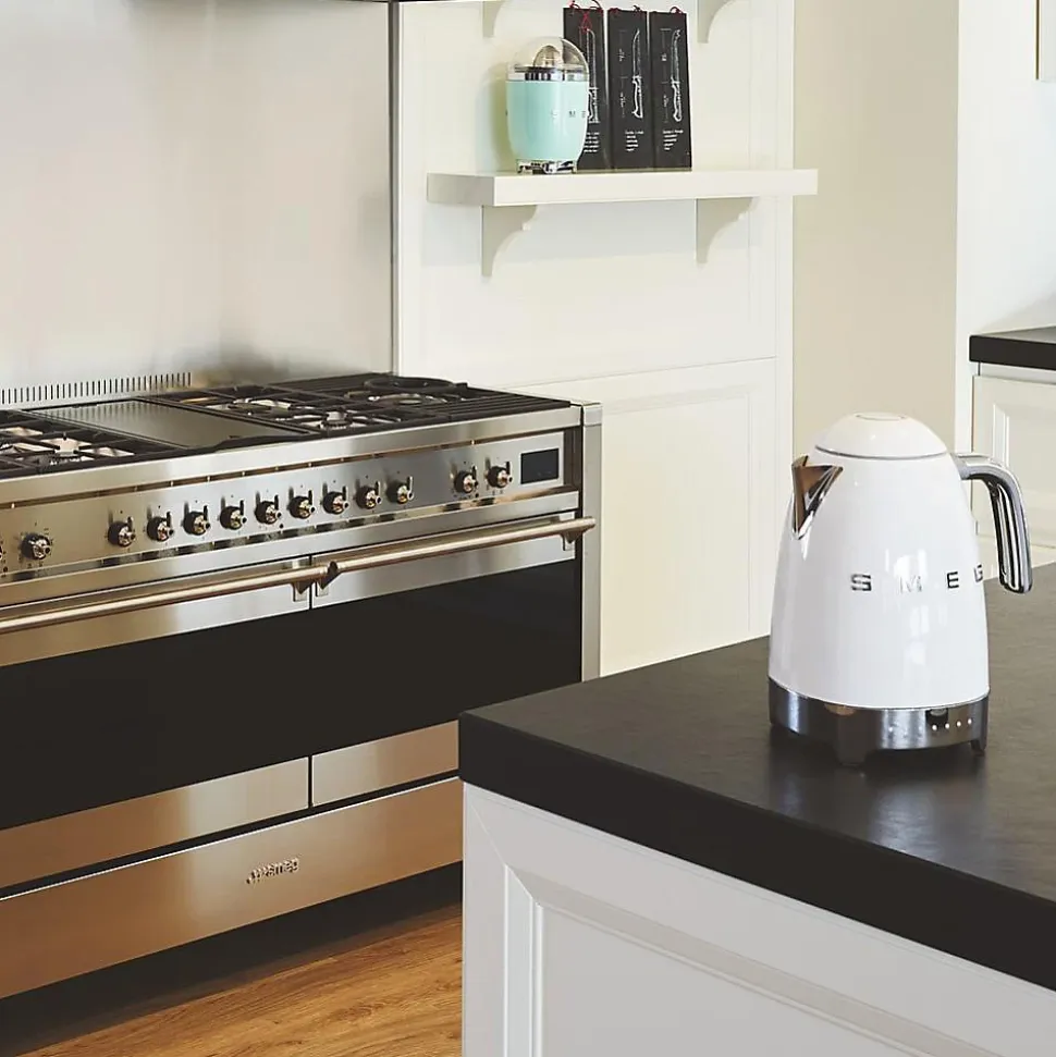 Smeg 50's Style KLF04WHEU Bouilloire 1.7 litres 2400 Watt blanc