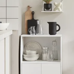 SoBuy Desserte de Cuisine Roulante avec Portes, Étagère Réglable et Compacte pour Micro-Ondes, Blanc