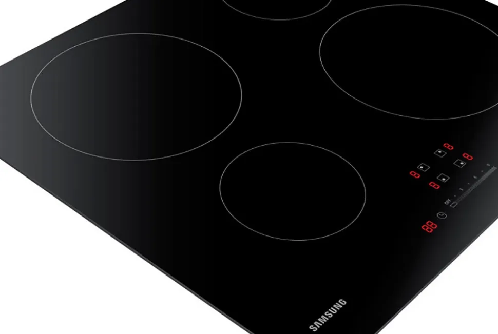 Table de cuisson à induction 7.2kw 4 foyers noir Samsung NZ64M3707AK