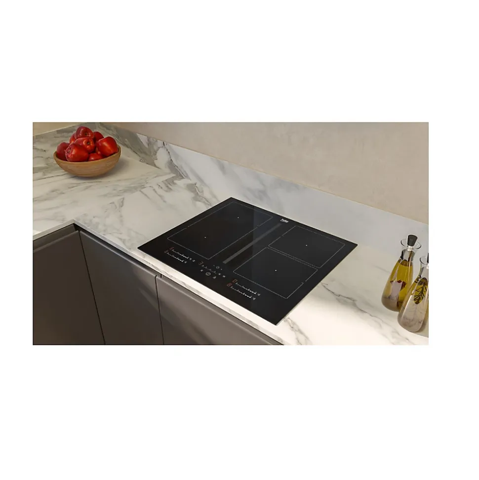 Table de cuisson induction aspirante 60cm 4 feux 7400w Beko HIXI64700UF1 bpro 700