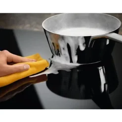 Table de cuisson induction 60cm 4 feux 7350w noir Electrolux EIV66453I série 600 flex