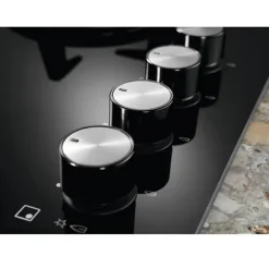 Table verre gaz 74cm 5 foyers noir Electrolux KGG75362K