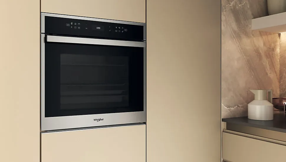 WHIRLPOOL Four pyrolyse 73 l 6e sens inox - WOI68PT1SXAF